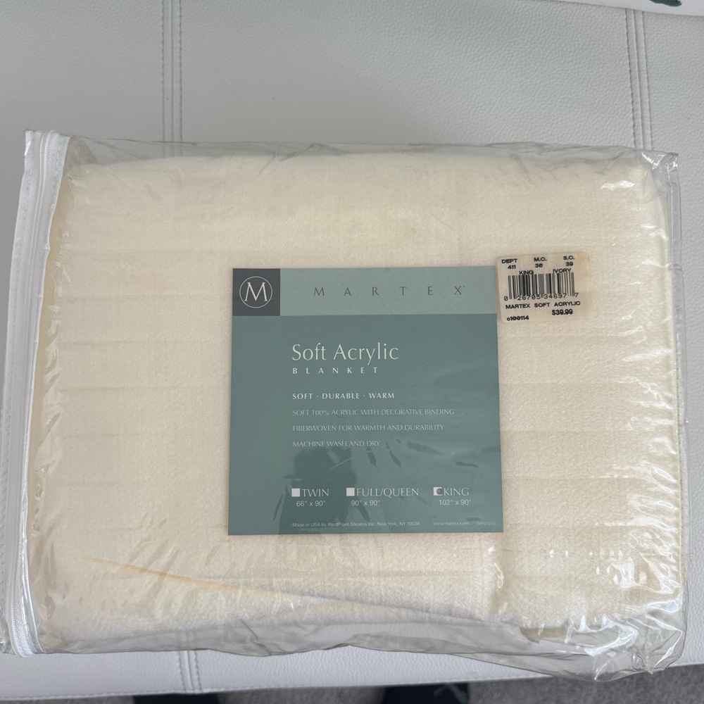 Brand New Marlex Soft Acrylic Blanket Cream Size King - Picture 4 of 5